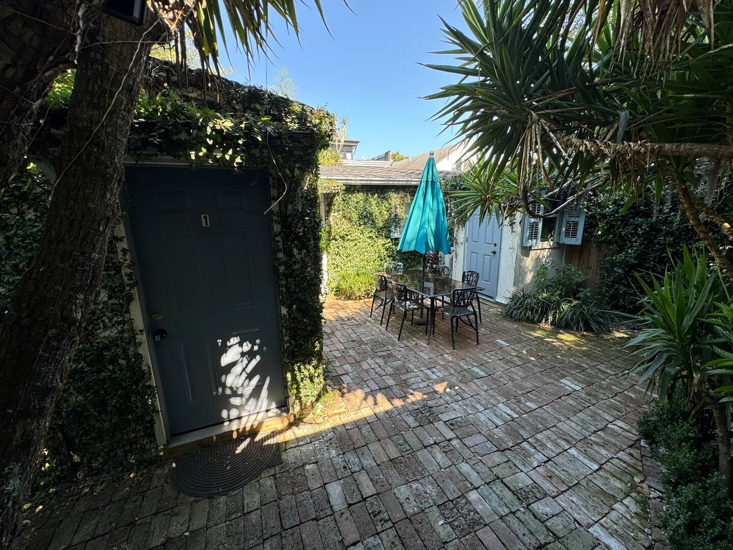 Courtyard Studio